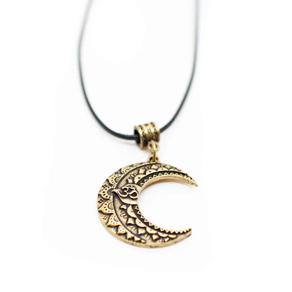 Collier Tibétain Lune et Symbole Ohm - Couleur Dorée