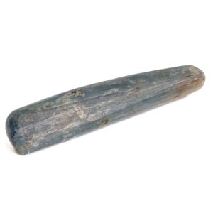 Pierre Cyanite Bleue Roulée (50-80 grammes)