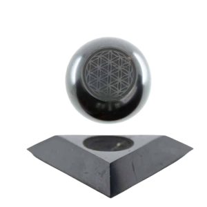 Boule en Shungite Pierre Précieuse Fleur de Vie (50 mm) avec Support en Shungite - Ensemble